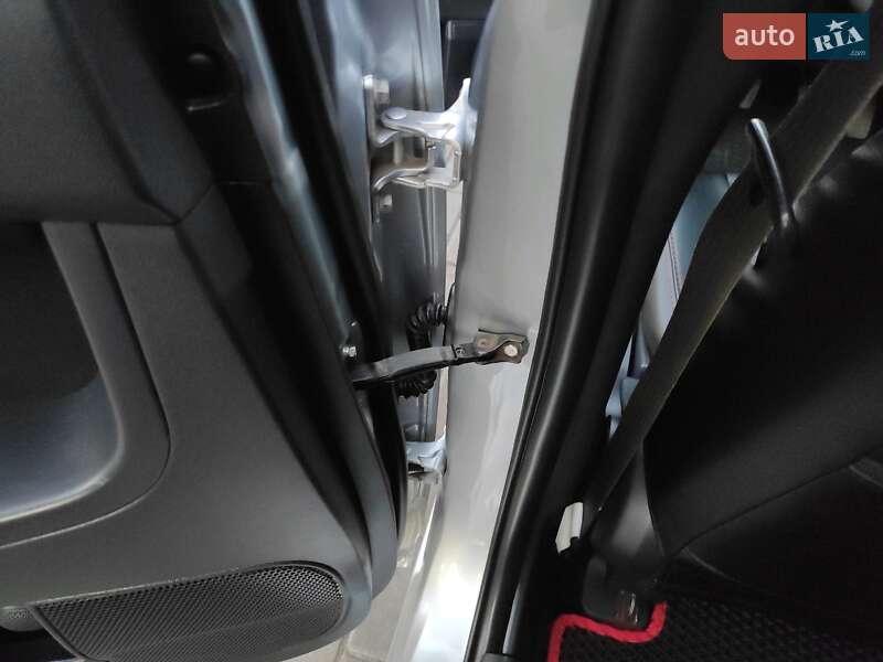 Седан Mitsubishi Lancer 2008 в Киеве