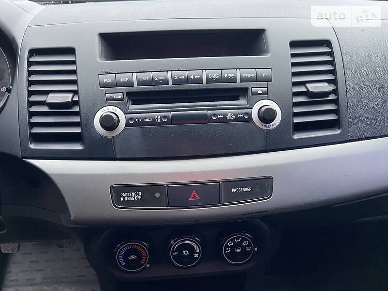 Седан Mitsubishi Lancer 2007 в Херсоне