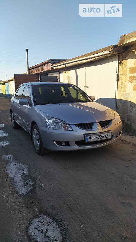 Mitsubishi Lancer