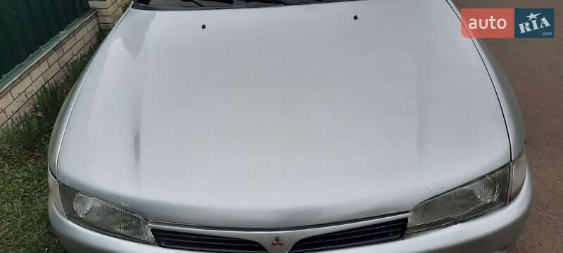 Седан Mitsubishi Lancer 1996 в Нежине