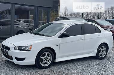 Седан Mitsubishi Lancer 2013 в Львові