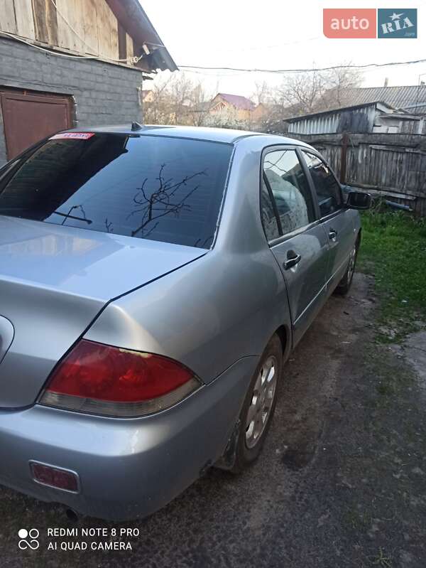 Седан Mitsubishi Lancer 2004 в Нежине фото 7 Седан Mitsubishi Lancer 2004 в Нежине