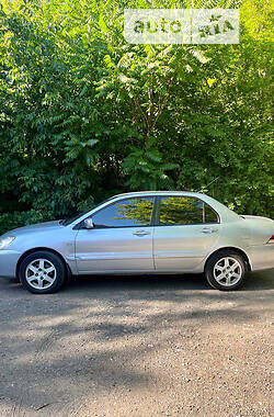 Седан Mitsubishi Lancer 2008 в Днепре