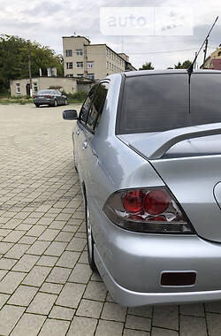 Седан Mitsubishi Lancer 2006 в Пустомитах