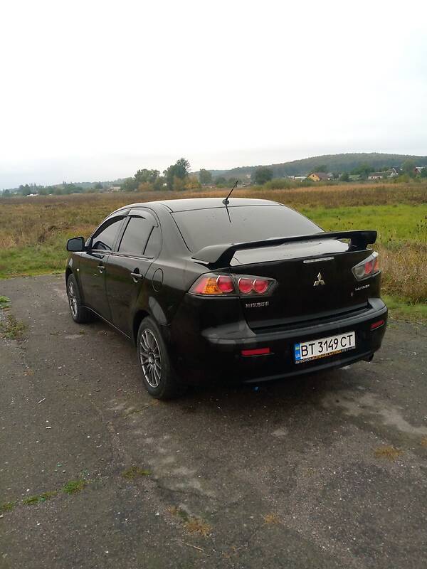Mitsubishi Lancer