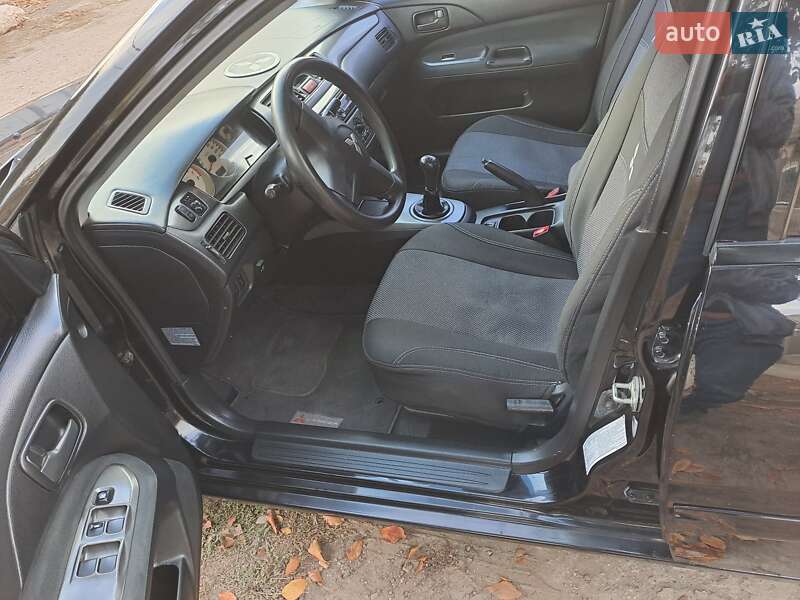 Седан Mitsubishi Lancer 2006 в Измаиле