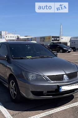 Седан Mitsubishi Lancer 2006 в Коростене