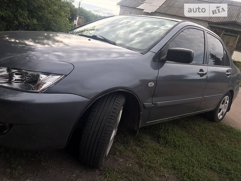 Седан Mitsubishi Lancer 2005 в Чернигове