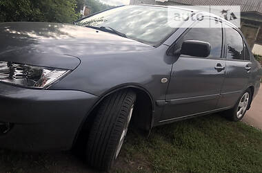 Седан Mitsubishi Lancer 2005 в Чернигове