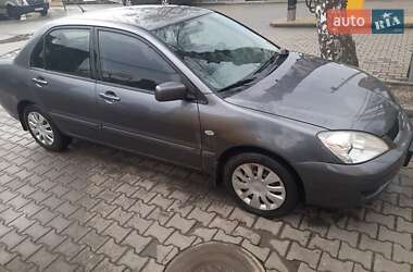 Седан Mitsubishi Lancer 2008 в Черновцах