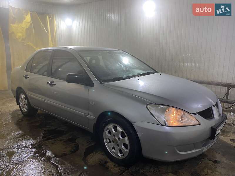 Седан Mitsubishi Lancer 2004 в Нежине фото 17 Седан Mitsubishi Lancer 2004 в Нежине