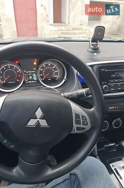 Седан Mitsubishi Lancer 2016 в Сарнах