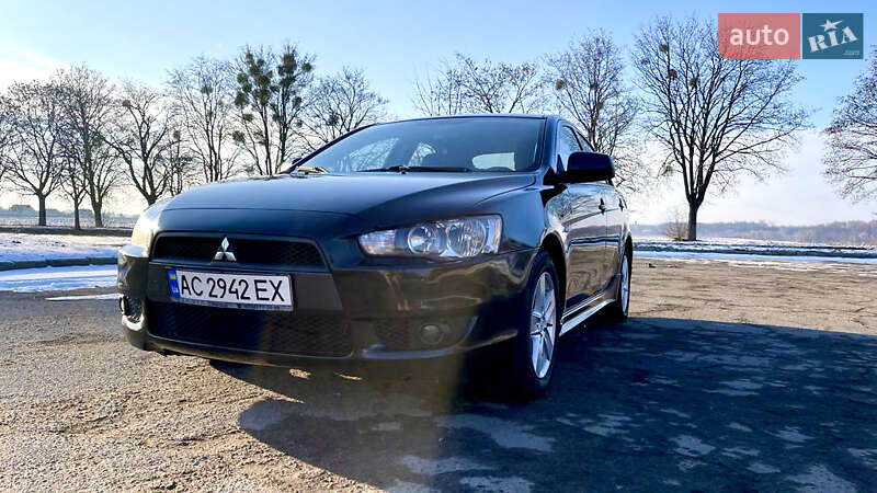 Хэтчбек Mitsubishi Lancer 2009 в Владимир-Волынском