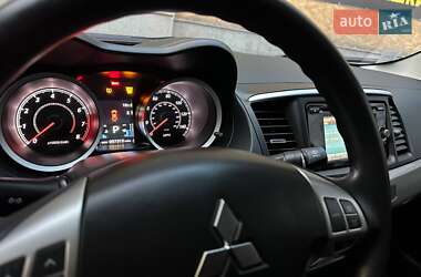 Седан Mitsubishi Lancer 2014 в 