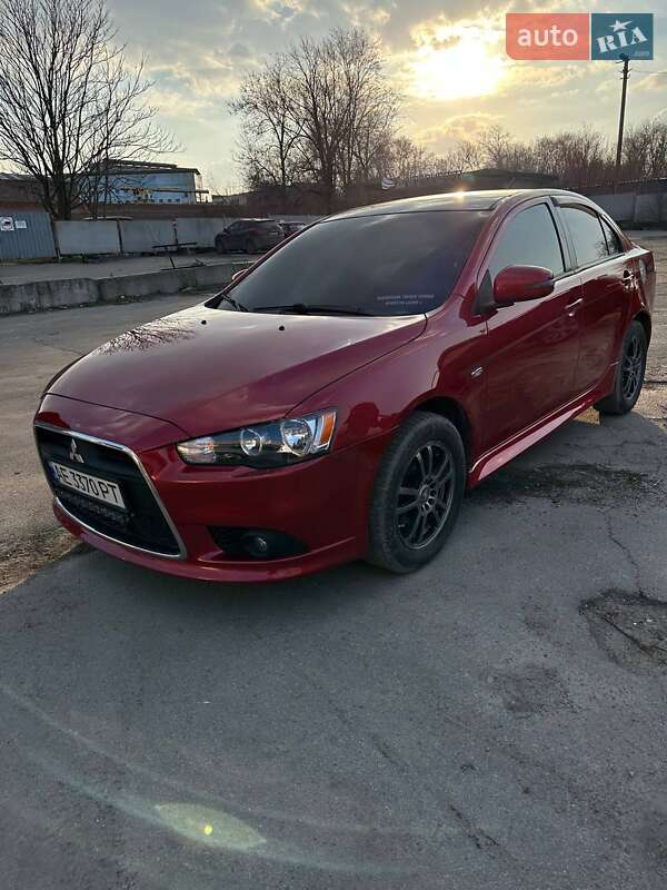 Седан Mitsubishi Lancer 2014 в Днепре