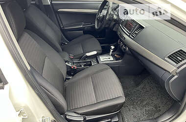 Седан Mitsubishi Lancer 2011 в 