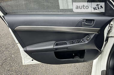 Седан Mitsubishi Lancer 2011 в 