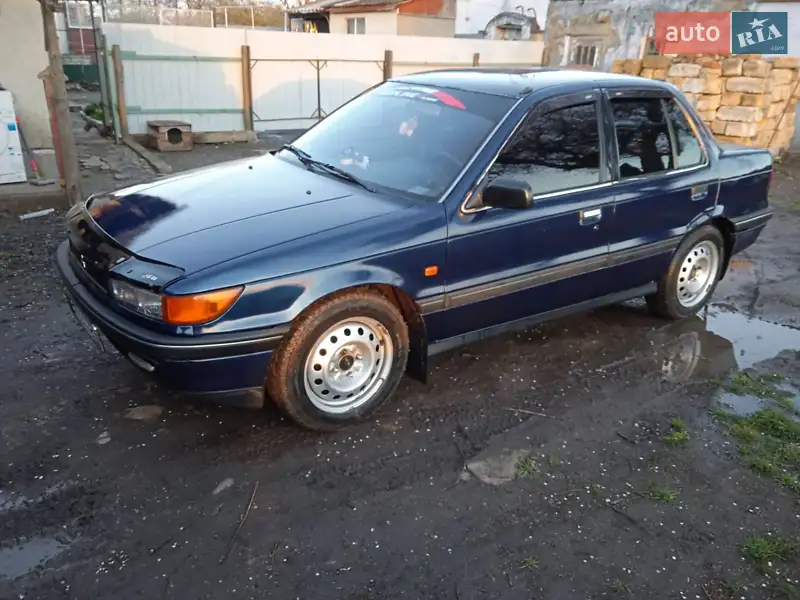 Mitsubishi Lancer