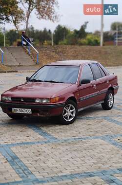 Седан Mitsubishi Lancer 1990 в 
