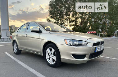 Седан Mitsubishi Lancer 2007 в Киеве