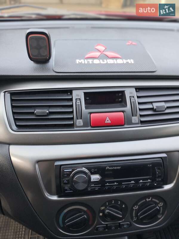 Седан Mitsubishi Lancer 2006 в Николаеве
