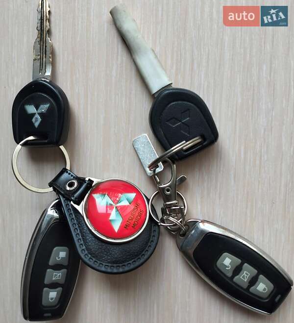 Седан Mitsubishi Lancer 2006 в Николаеве