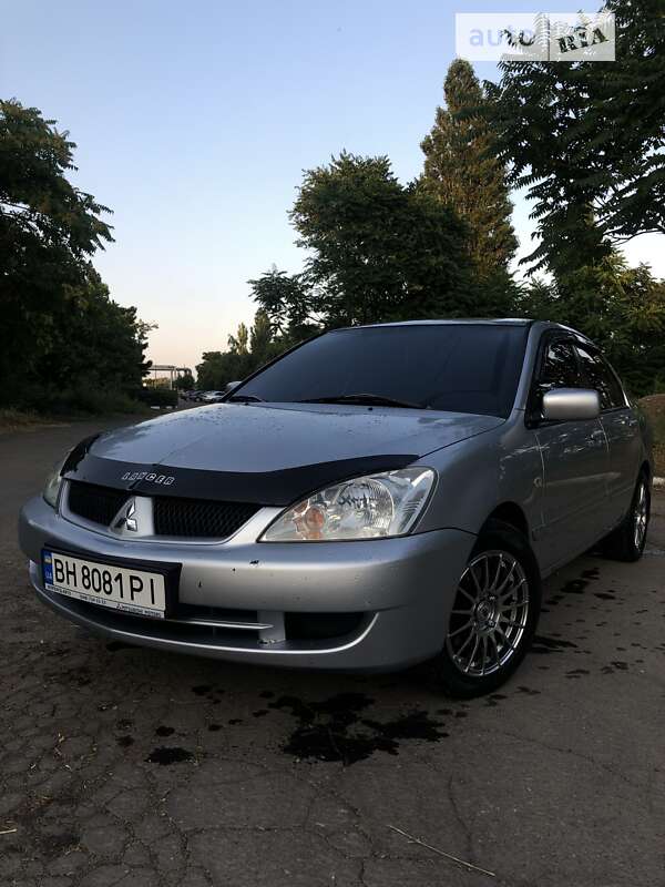 Седан Mitsubishi Lancer 2005 в Южном