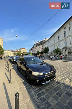 Седан Mitsubishi Lancer 2013 в Києві