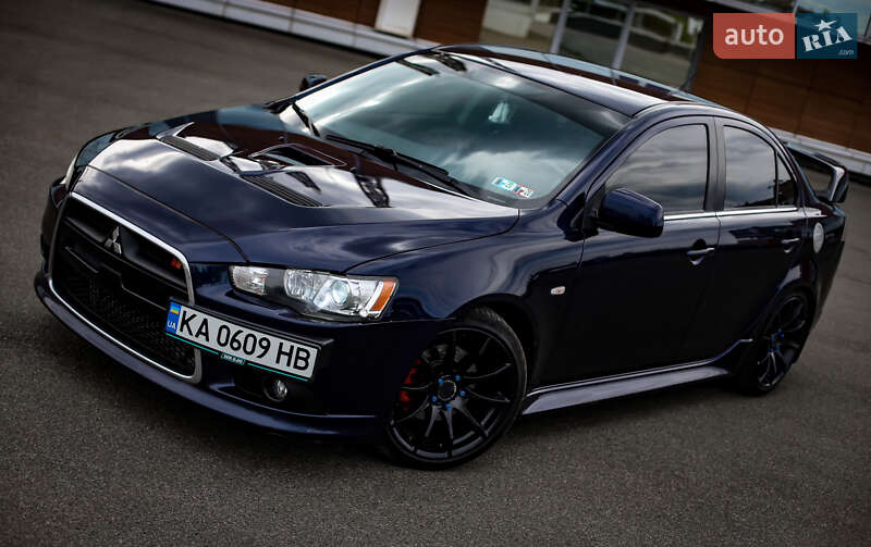 Седан Mitsubishi Lancer 2013 в Киеве