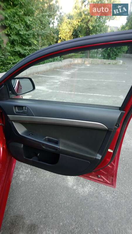 Седан Mitsubishi Lancer 2008 в Києві