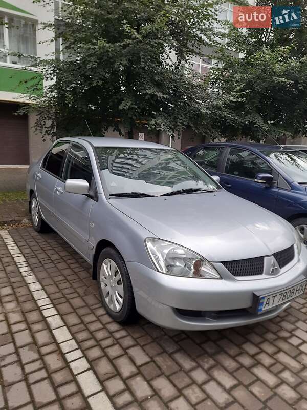 Седан Mitsubishi Lancer 2005 в Ивано-Франковске