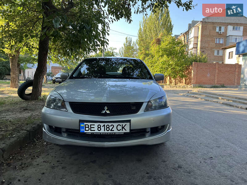 Седан Mitsubishi Lancer 2006 в Николаеве