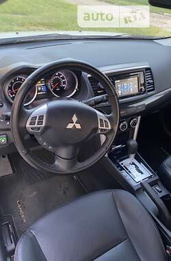 Седан Mitsubishi Lancer 2015 в 