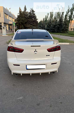 Седан Mitsubishi Lancer 2015 в 