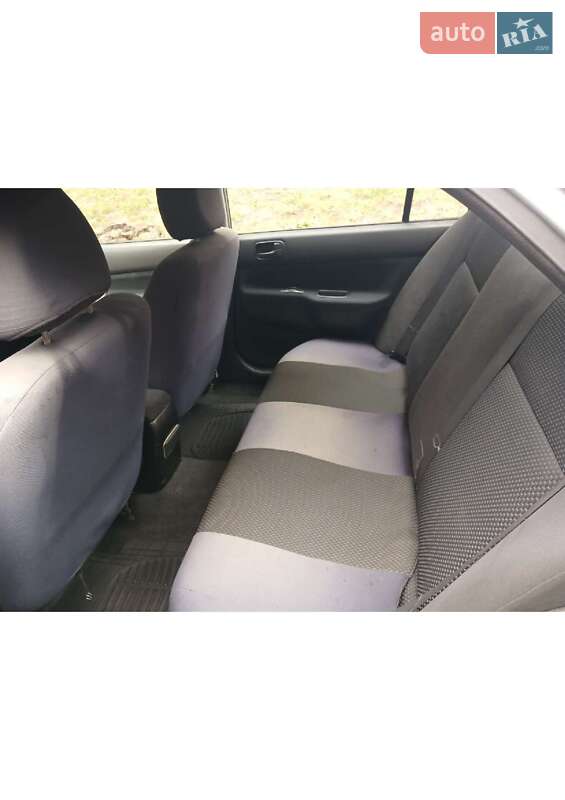 Седан Mitsubishi Lancer 2007 в Киеве