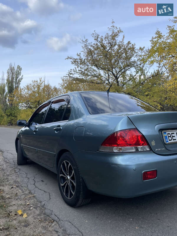 Седан Mitsubishi Lancer 2008 в Николаеве