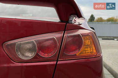 Седан Mitsubishi Lancer 2009 в Києві