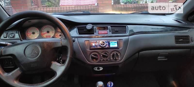 Седан Mitsubishi Lancer 2005 в Хмельницком