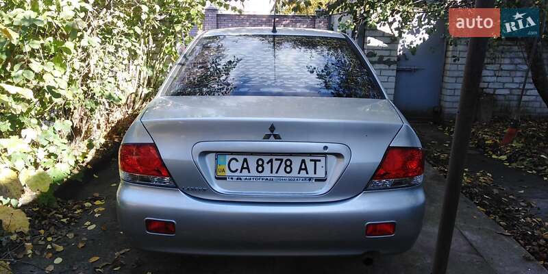 Седан Mitsubishi Lancer 2005 в Черкассах
