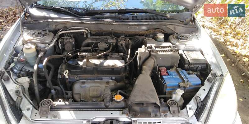 Седан Mitsubishi Lancer 2005 в Черкассах