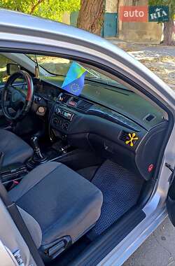 Седан Mitsubishi Lancer 2003 в Николаеве