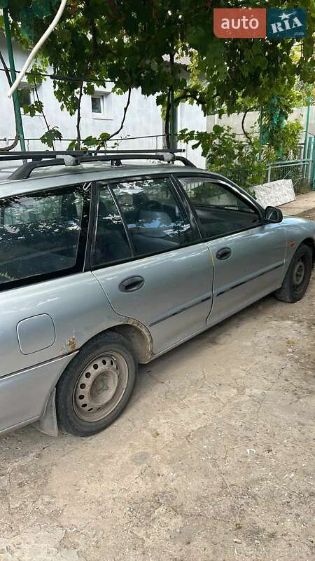 Универсал Mitsubishi Lancer 1993 в Одессе