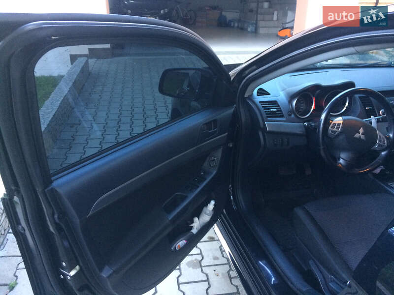 Седан Mitsubishi Lancer 2009 в Одесі