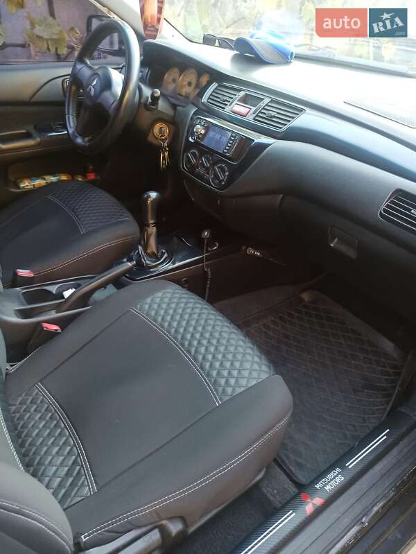 Седан Mitsubishi Lancer 2006 в Кременчуці