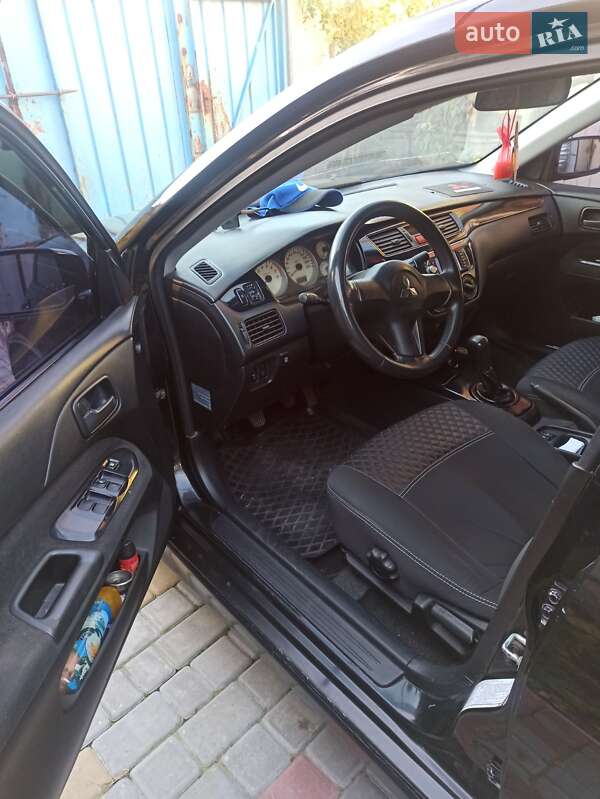 Седан Mitsubishi Lancer 2006 в Кременчуці