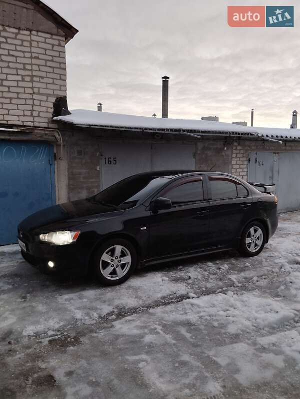 Седан Mitsubishi Lancer 2008 в Харькове