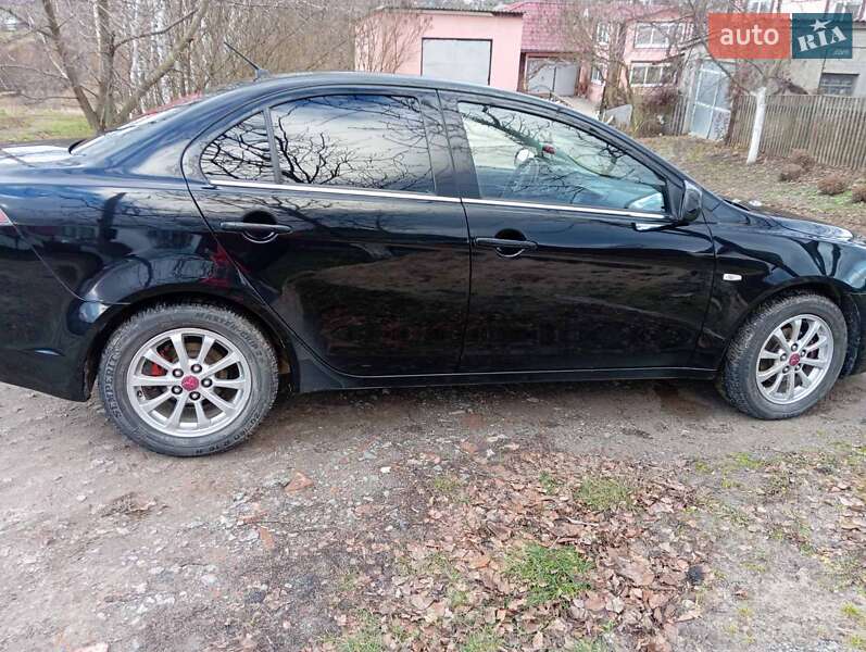 Седан Mitsubishi Lancer 2011 в Віньківцях