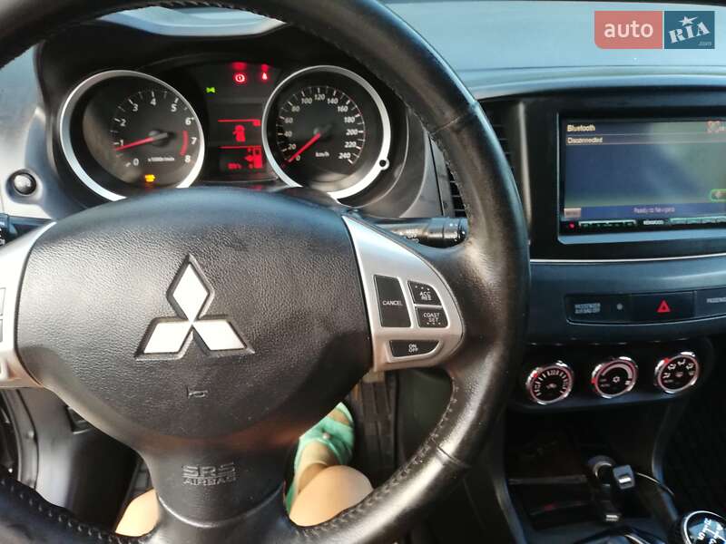 Седан Mitsubishi Lancer 2011 в Віньківцях