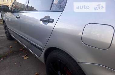 Седан Mitsubishi Lancer 2003 в Черкасах