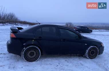 Седан Mitsubishi Lancer 2008 в Карловке